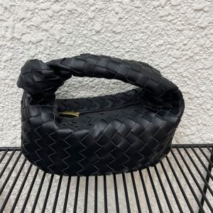 AAAA Replica Bottega Veneta Cowhide Mini Braided Cloud Bag