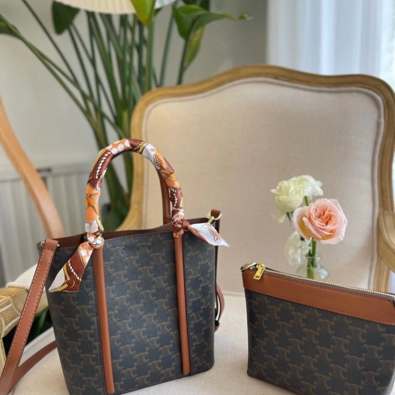 AAAA Replica Celine Large Capacity Bucket Bag