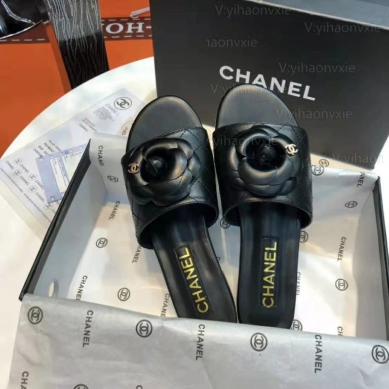 AAAA Replica Chanel Camellia Flat Slippers