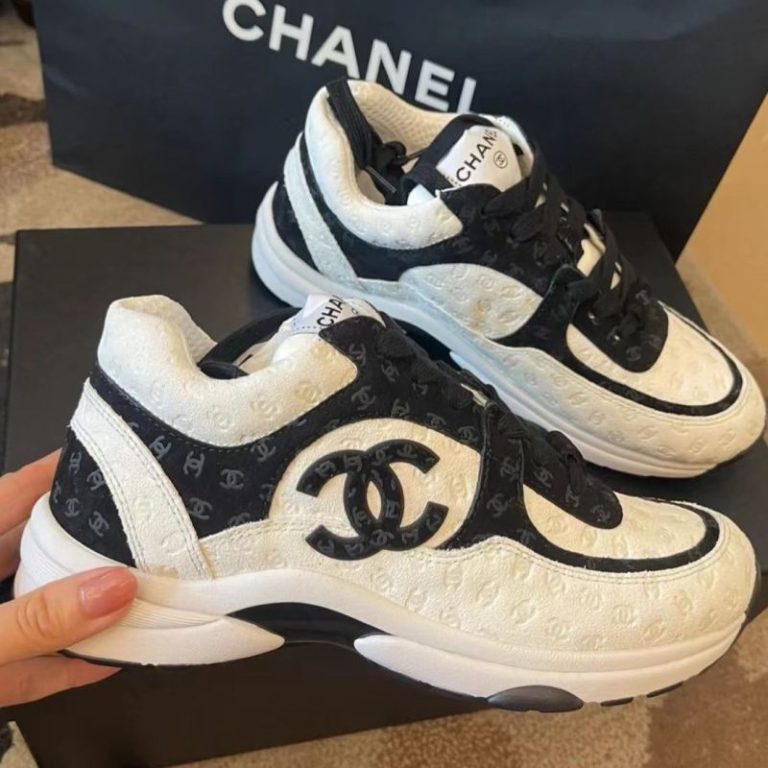 AAAA Replica Chanel Comfort Sneakers