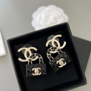 AAAA Replica Chanel Fashion Double C Bag Series Earrings
