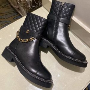 AAAA Replica Chanel Fashion Metal Chain Stud Booties
