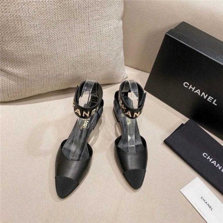 AAAA Replica Chanel Fashion Metal Letter Buckle Color Block Sandals