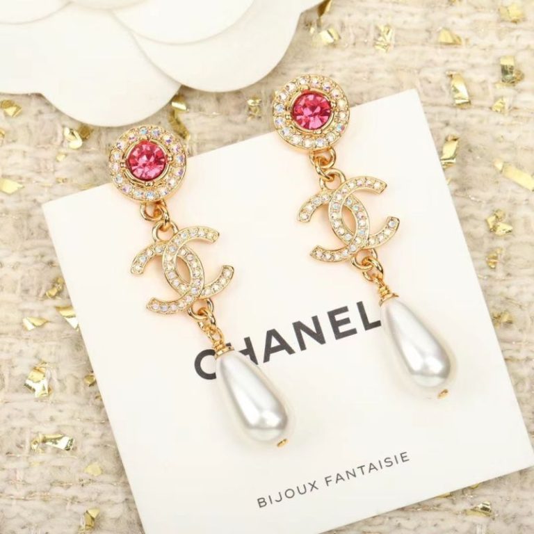 AAAA Replica Chanel Fashion Pearl Rhinestone Earrings
