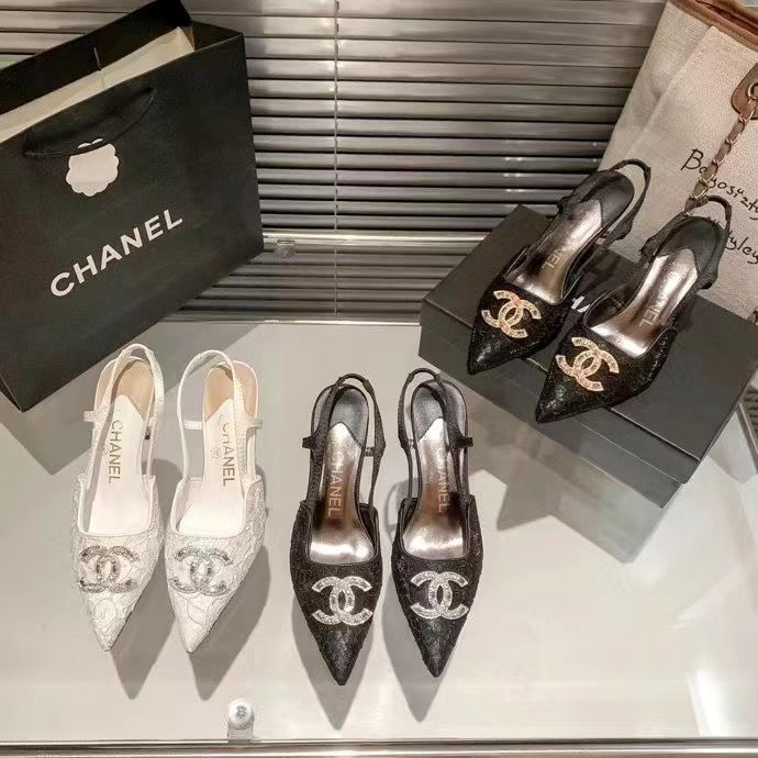 AAAA Replica Chanel Fashion Pointed Toe Lace Pumps