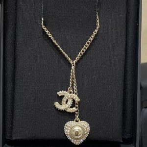AAAA Replica Chanel Fashion Rhinestone Pearl Heart Necklace