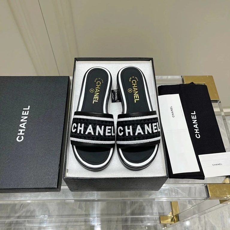 AAAA Replica Chanel Letter Embroidered Slippers