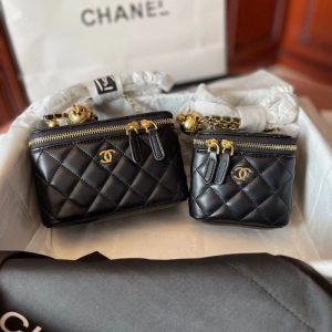 AAAA Replica Chanel Square Rhombus Vanity Case Chain Mini Bag
