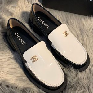 AAAA Replica Chanel Vintage Stitching Loafers