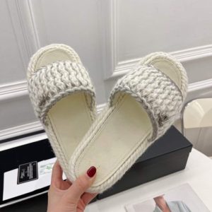 AAAA Replica Chanel Women Knitted Straw Casual Flat Bottom Slippers