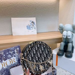 AAAA Replica Dior Chain Embellished Round Shoulder Bag