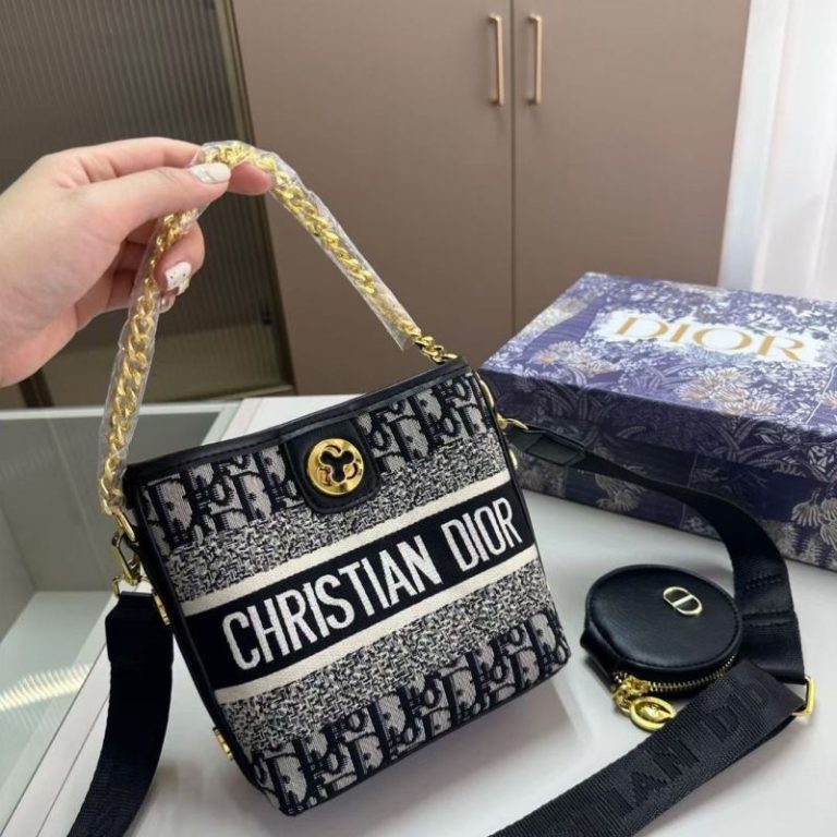 AAAA Replica Dior Fashion Chain Shoulder Bag