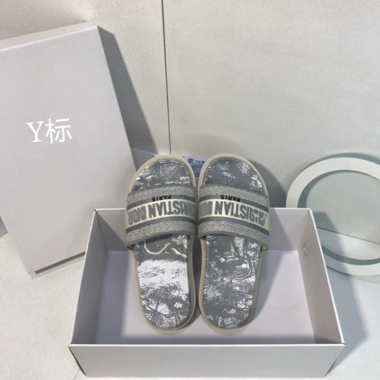 AAAA Replica Dior Women Fashion Embroidered Letter Flat Slippers