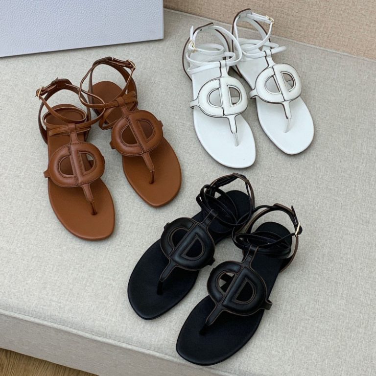 AAAA Replica Dior Women Fashion Flip Flop Beach Sandals