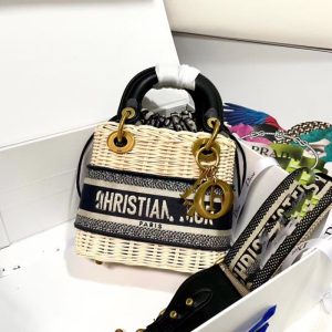 AAAA Replica Dior Women Vintage Woven Bucket Bag