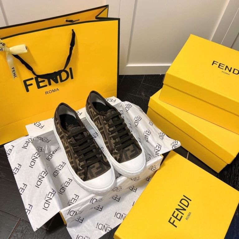 AAAA Replica Fendi Women Canvas Flats