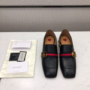 AAAA Replica Gucci Classic Back Heel Pearl Square Toe Loafers