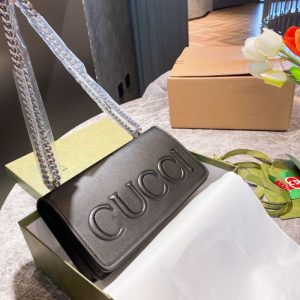 AAAA Replica Gucci Fashion Letter Embossed Chain Shoulder Bag