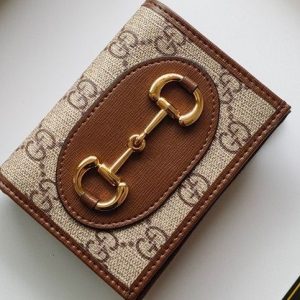 AAAA Replica Gucci Leather Simple Wallet