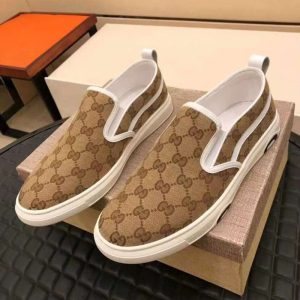 AAAA Replica Gucci Men Breathable Cloth Loafers