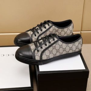 AAAA Replica Gucci Men Low Top Leather Shoes