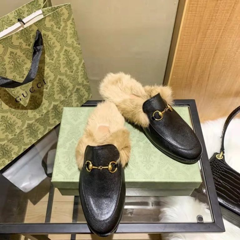 AAAA Replica Gucci Plush Flat Mules