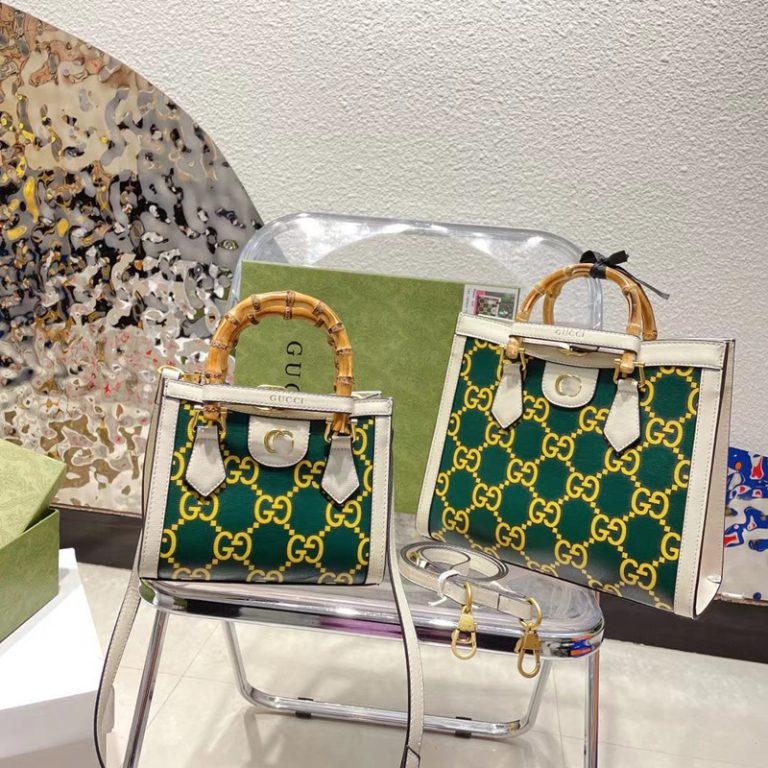 AAAA Replica Gucci Women Bamboo Hand-Held Retro Atmosphere Tote Bag