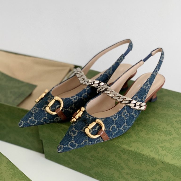 AAAA Replica Gucci Women Chain Pointed Hollow Retro Sandals