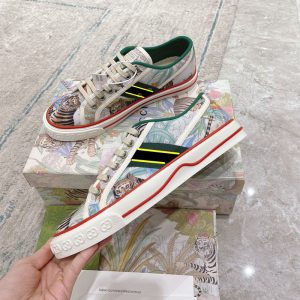 AAAA Replica Gucci Women Men Canvas Printed Tiger Retro Casual Sneakers