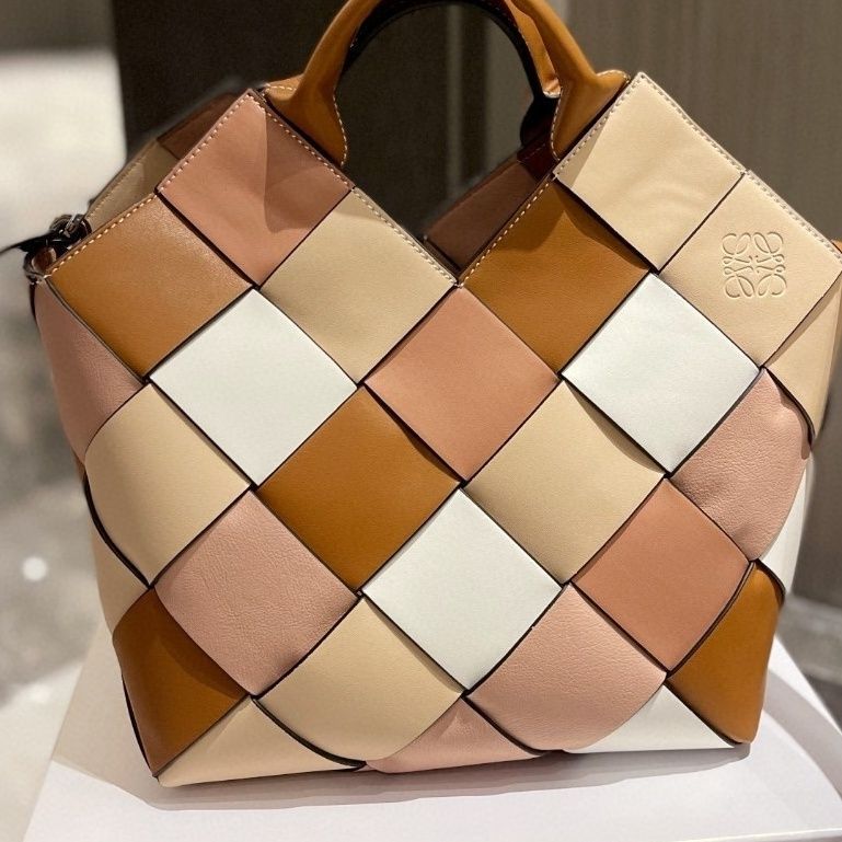AAAA Replica Loewe Fashion Woven Tote Bag
