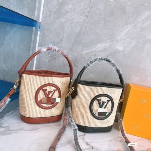 AAAA Replica Louis Vuitton Fashion Large Capacity Straw Bucket Bag