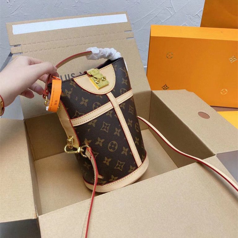 AAAA Replica Louis Vuitton Fashion Leather DUFFLE Shoulder Bag