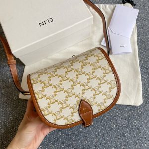 AAAA Replica Monogram Triomphe Canvas Saddle Bag