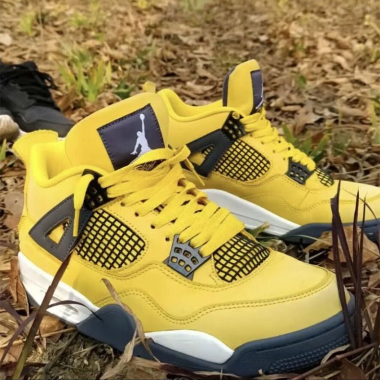 AAAA Replica Nike Air Jordan 4 Retro Ls Lightning Men Shoes Sneakers