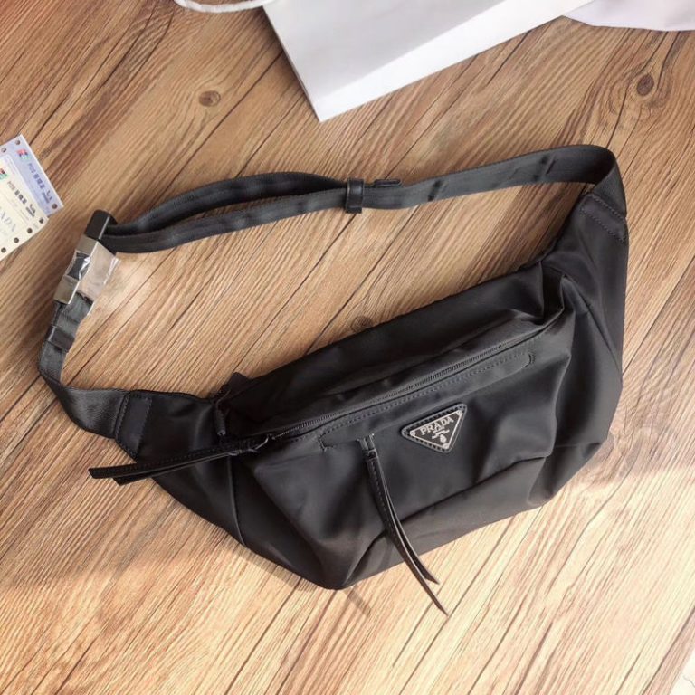 AAAA Replica Prada Casual Portable Waist Bag