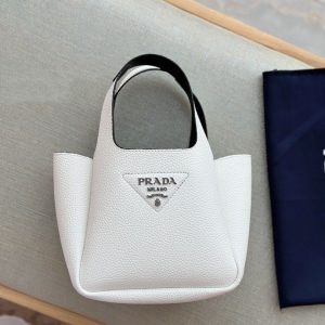 AAAA Replica Prada Chic Pebble Tote Bag
