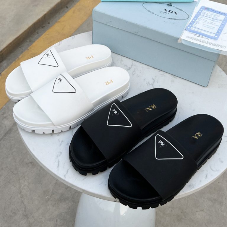 AAAA Replica Prada Couple Leather One-Word Drag Summer Casual Slippers