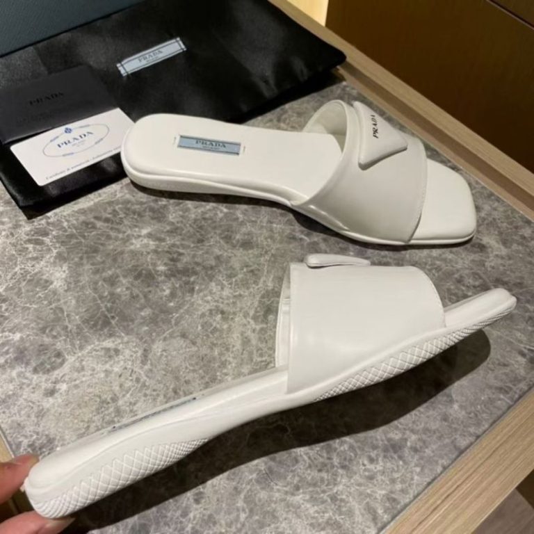 AAAA Replica Prada Stylish Square Toe Flat Slippers
