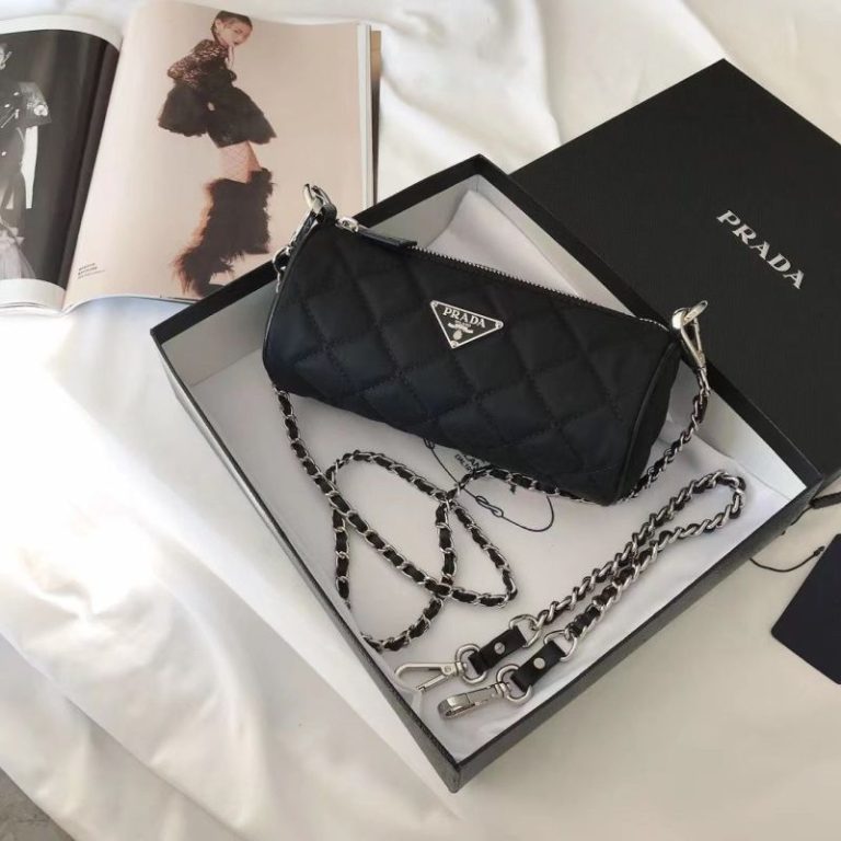 AAAA Replica Prada Trendy Check Metal Chain Shoulder Bag