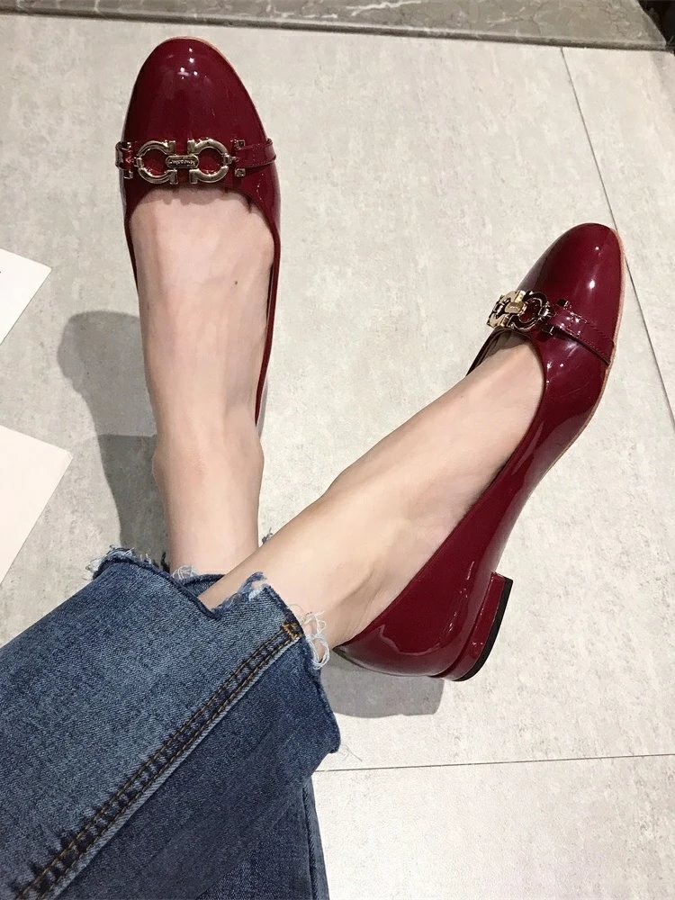 AAAA Replica Salvatore Ferragamo Round Toe Solid Color Shoes