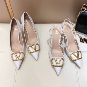AAAA Replica Valentino Metal Buckle Pointed Toe Elegant Pumps Shoes