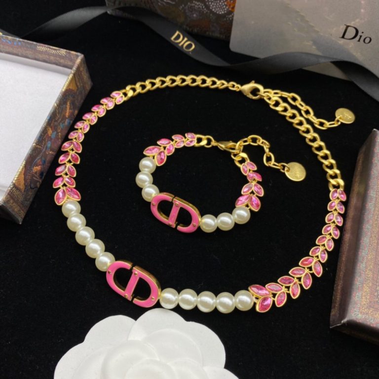 Fashion Rhinestone Letter Imitation Pearl Bracelet And Necklace
