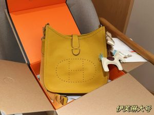 FashionReps Bags 04YAA1112