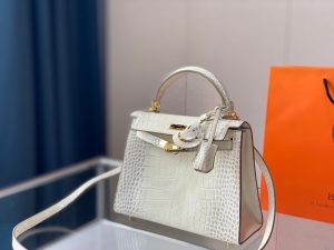 FashionReps Bags 04YAA1132