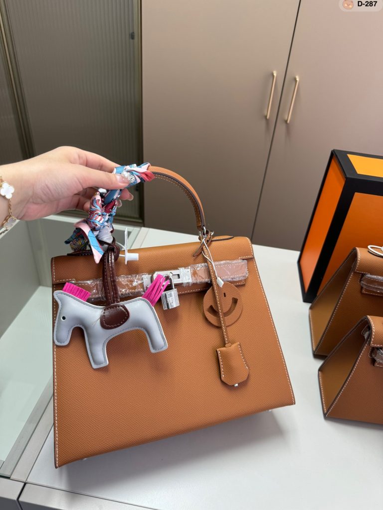 FashionReps Bags 04YAA1292