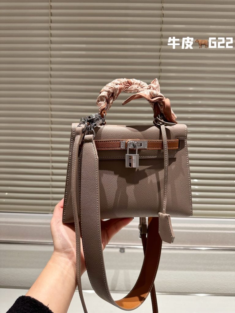 FashionReps Bags 04YAA1540