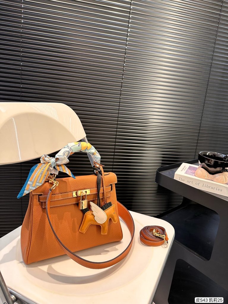 FashionReps Bags 04YAA1581