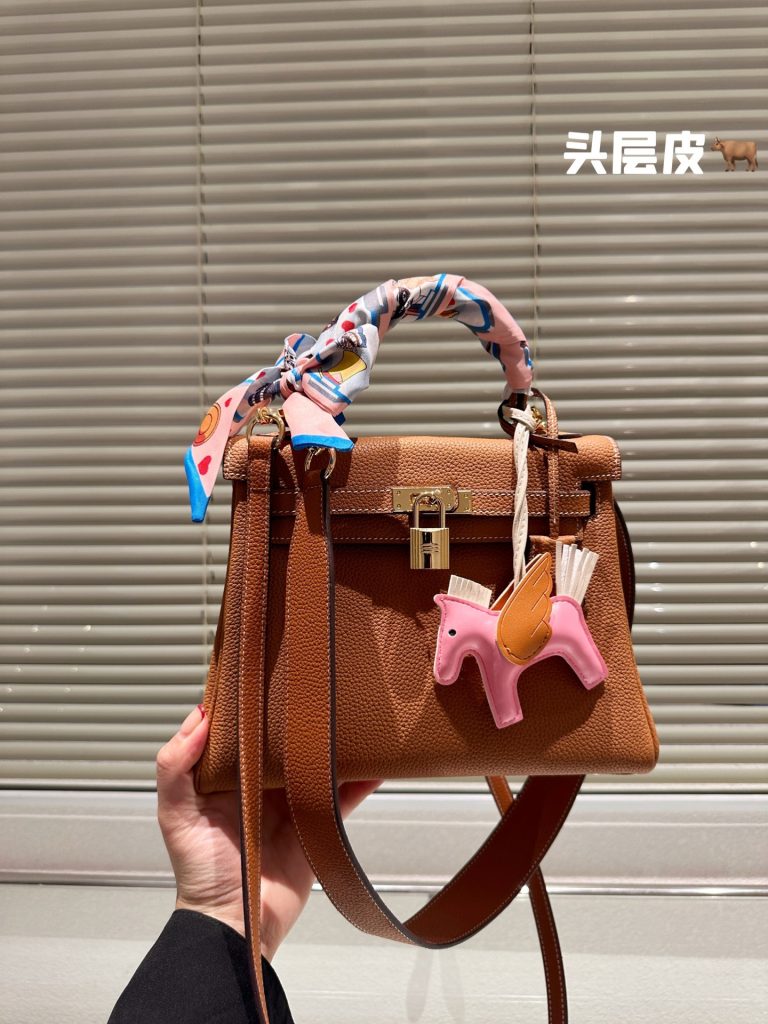 FashionReps Bags 04YAA1653
