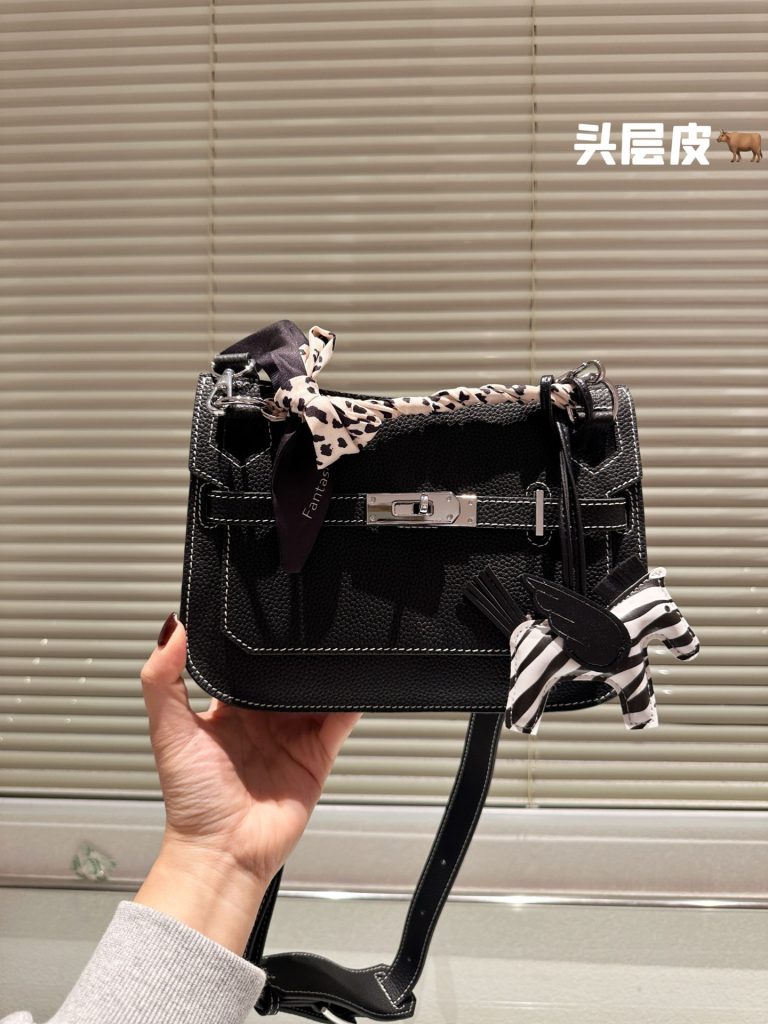 FashionReps Bags 04YAA1722