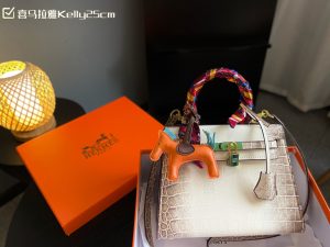 FashionReps Bags 04YAA439